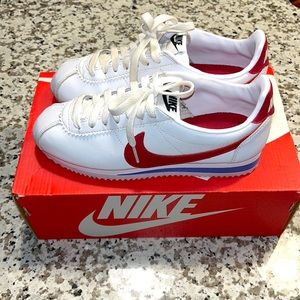 Womens Classic Nike Cortez Leather